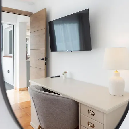 Apartment Elegant, Comfortable Penthouse With Scenic Views La Orotava