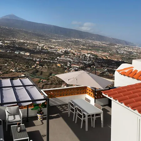 Elegant, Comfortable Penthouse With Scenic Views La Orotava