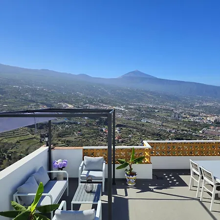 Apartment Elegant, Comfortable Penthouse With Scenic Views La Orotava